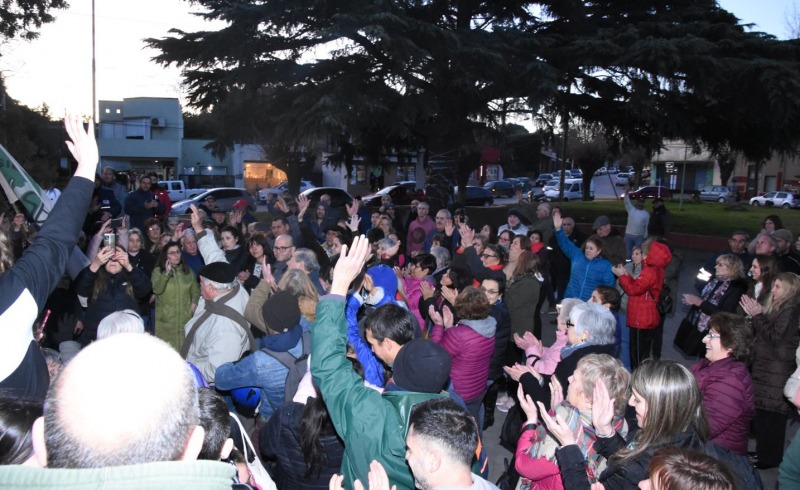 Sierras Bayas, entre el hartazgo y la desilusin, pidi por su delegado